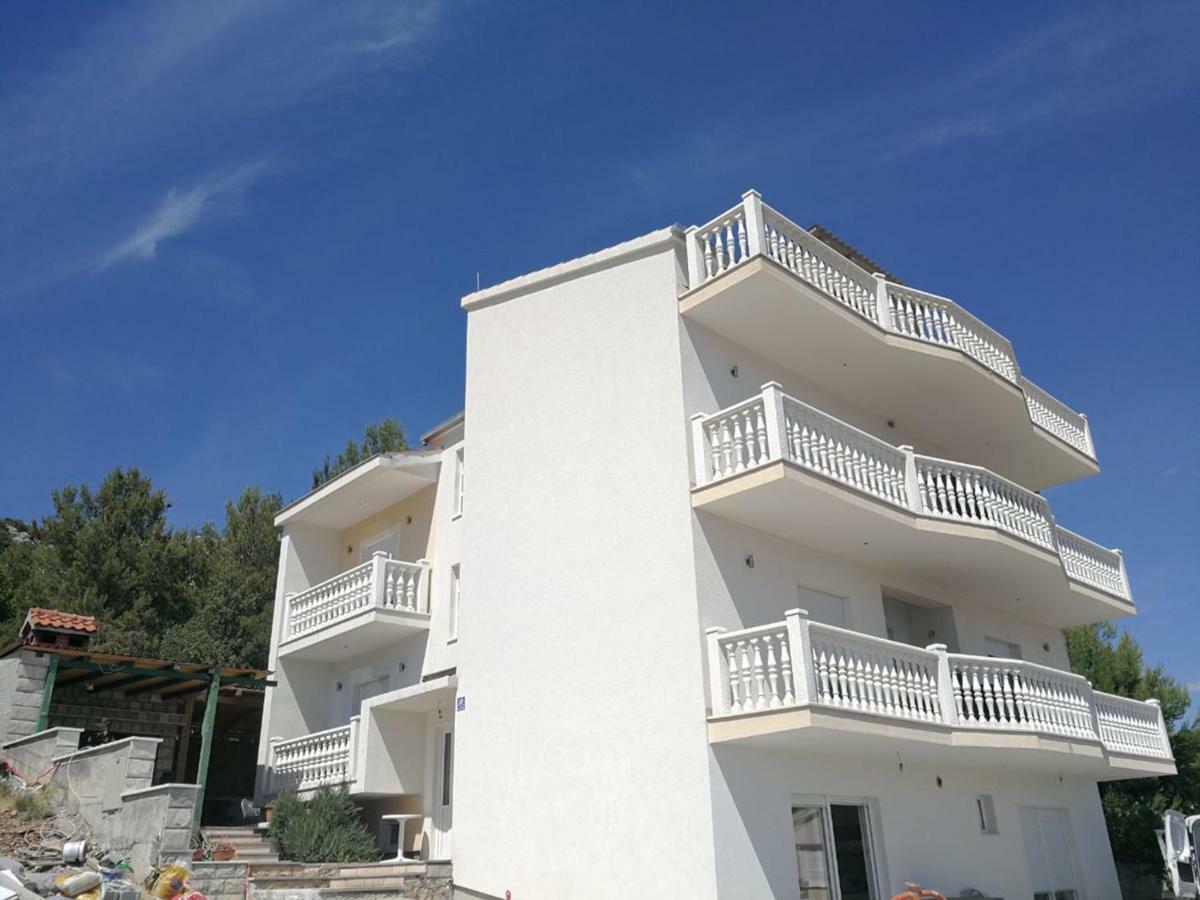 Apartments Prpic Seget Vranjica Exterior foto