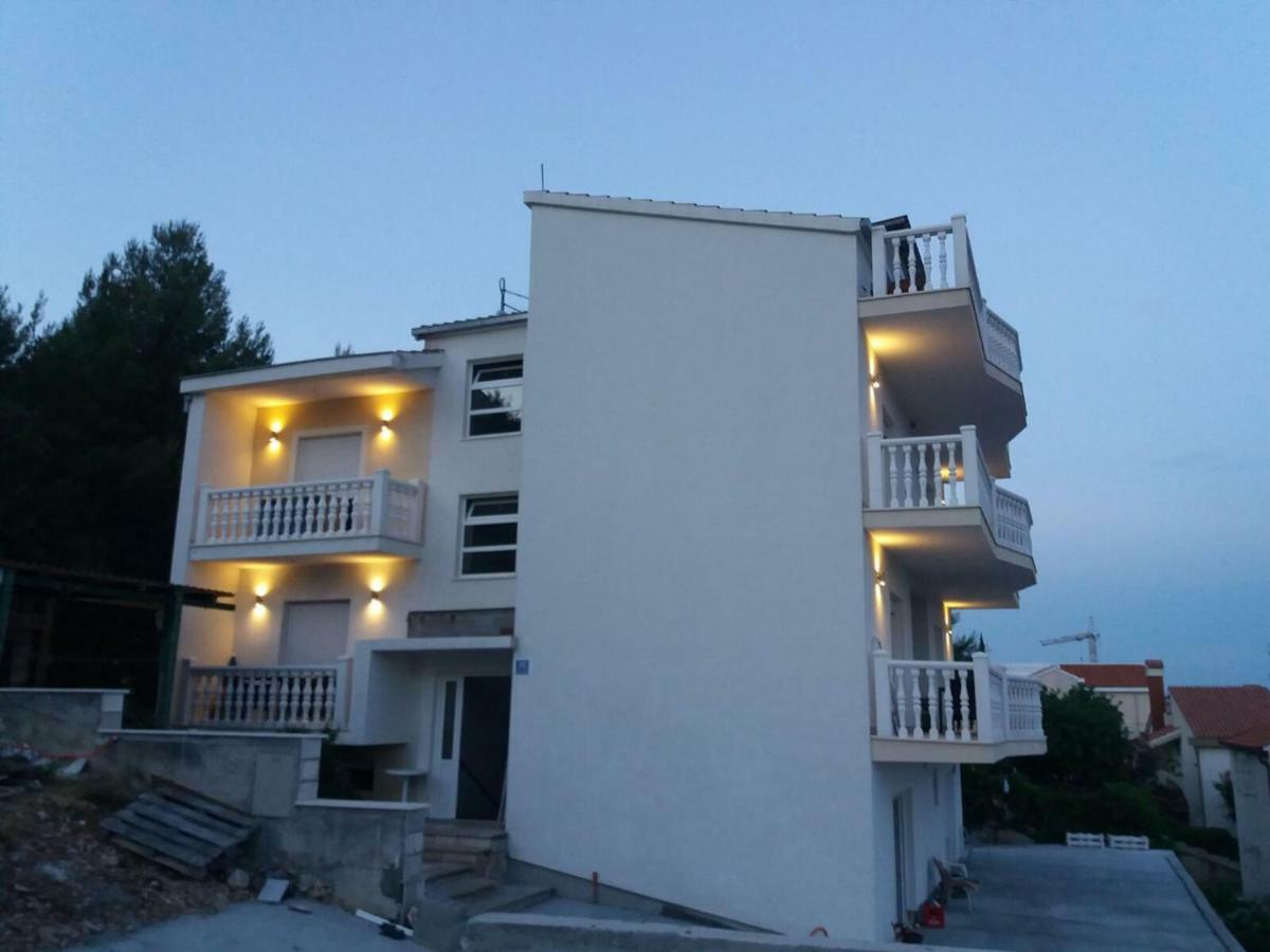 Apartments Prpic Seget Vranjica Exterior foto