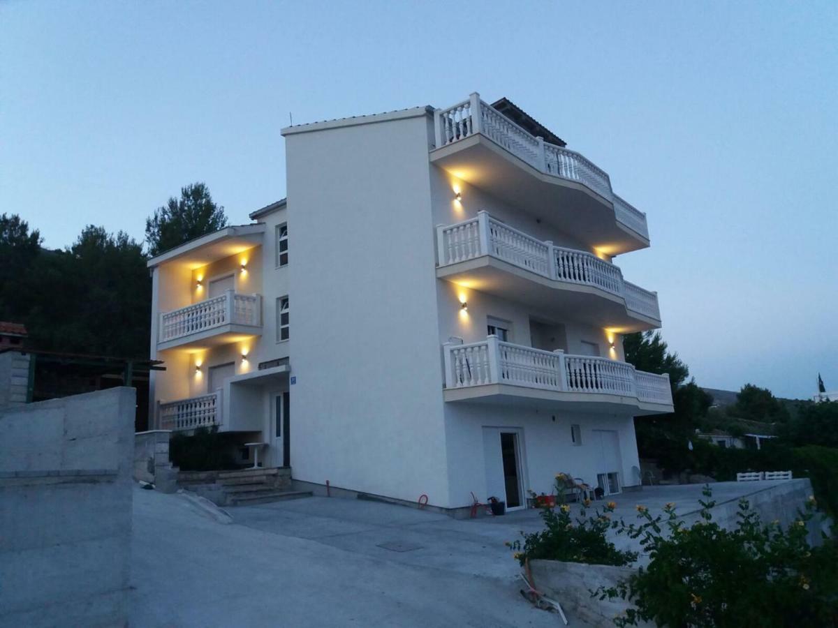 Apartments Prpic Seget Vranjica Exterior foto